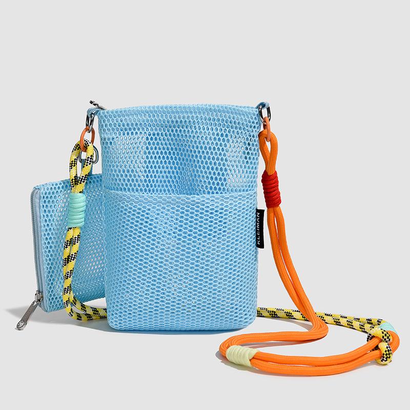 

Simple mesh messenger bag female light travel beach backpack bucket mobile phone bag commuter ID bag male синій