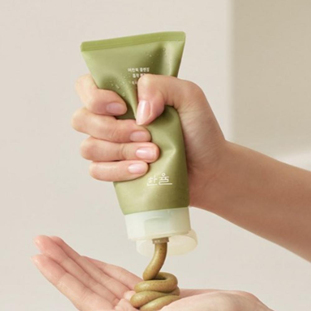 HANYUL Pure Artemisia Cleansing Pack Foam – Mugwort Extract Cleanser 120ml