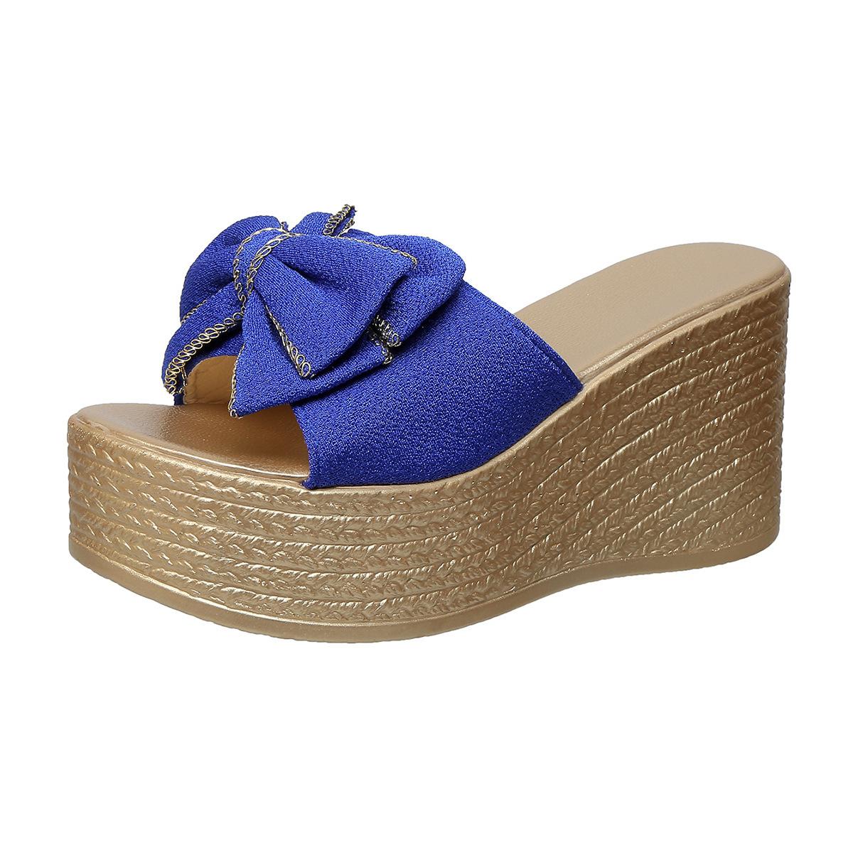 

Літні нові шльопанці на танкетці з бантом, жіночі модні з товстою підошвою для вулиці, зручні пляжні прохолодні шльопанці жіночі 43 синій