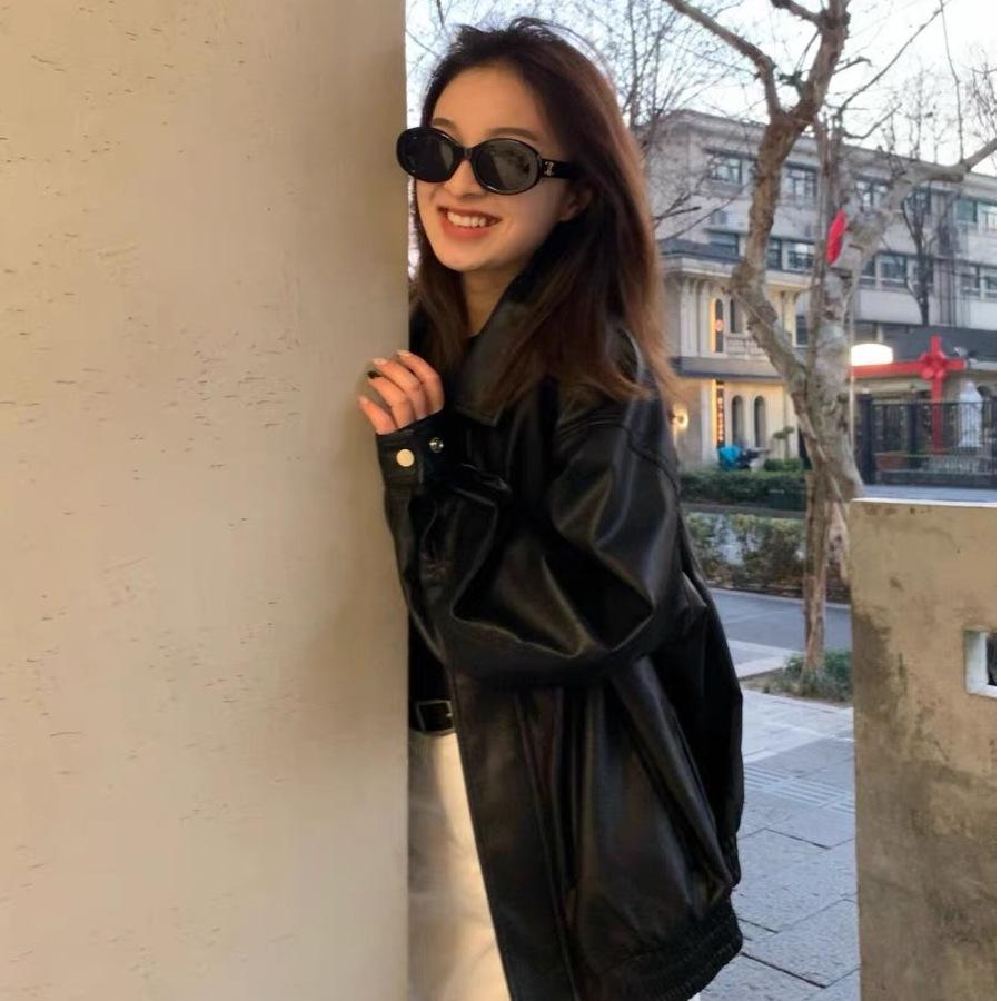2025 Women's Retro Faux Leather Motorcycle Jacket - Short, Loose Fit with Zipper and Lapel