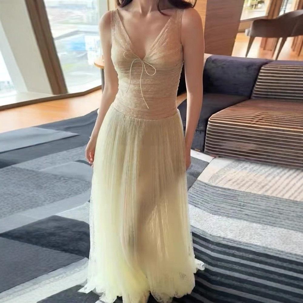 Vietnamese Fairy V-neck Mesh Gown - Wedding 2206