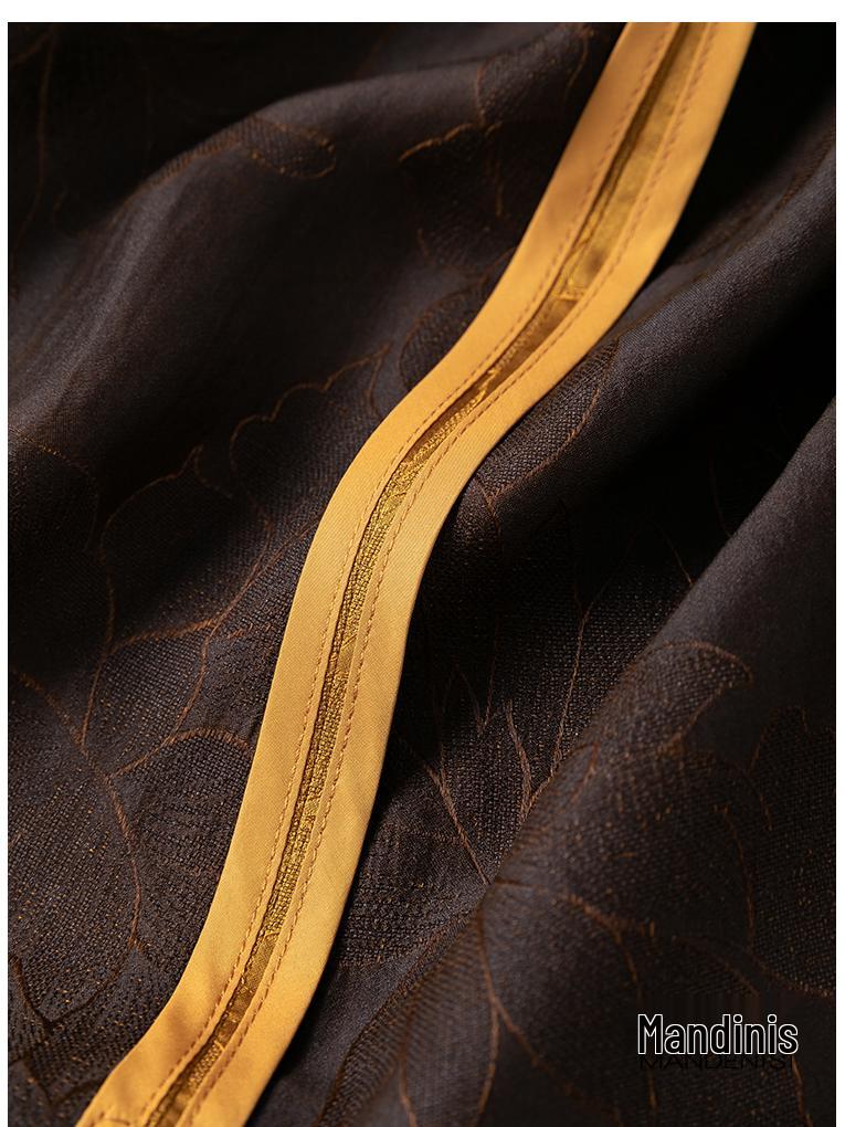 Andningsbar Gazeväst med Silkesblomma och Grodknapp - Damväst i Guld i Konstnärlig Kinesisk Stil