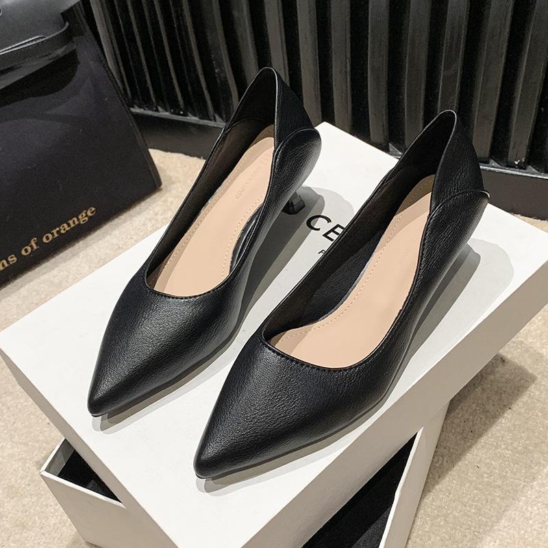 Small Heel Pointed High Heel Shoes Women's Low Heel Two Wear Soft Leather Soft Sole Black Professional Work Shoes Work Shoes