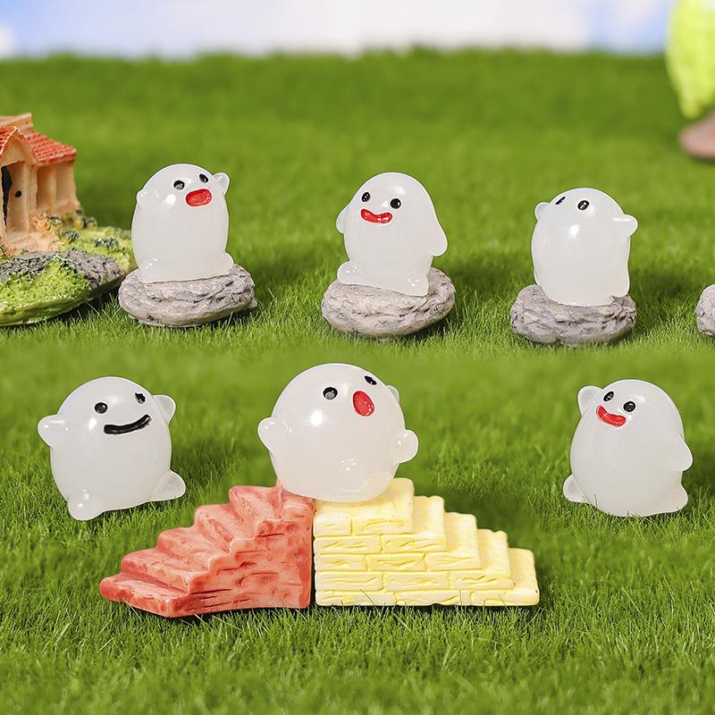 Luminous Little Ghost Micro-landscape Creative Car Resin Craft Decorative Small Ornaments