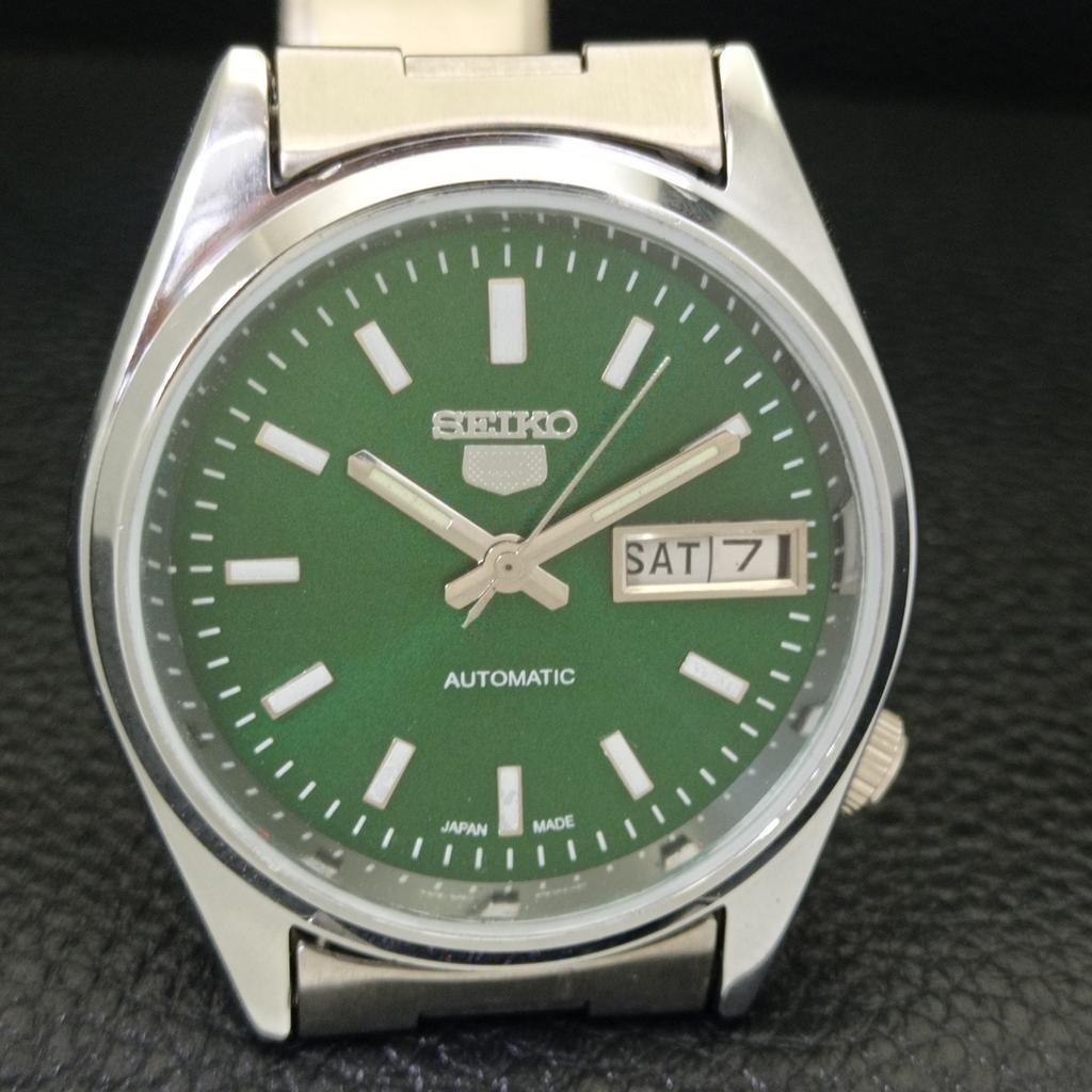 JAPAN VINTAGE SEIKO 5 AUTOMATIC REFURBISHED MENS GREEN DIAL WATCH a440582-9 Sk-a440582-1