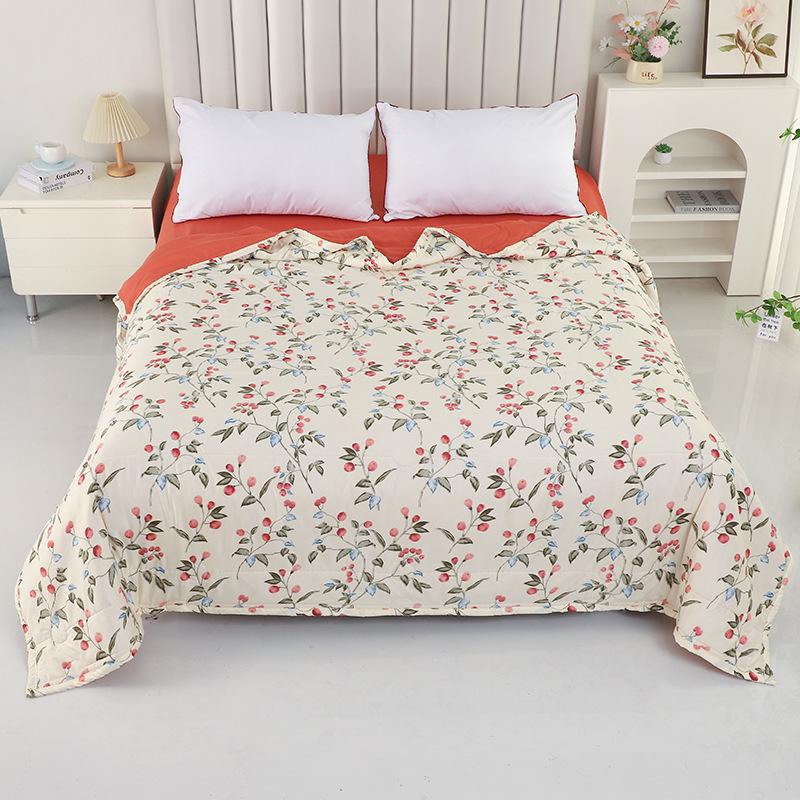Skin-Friendly Cotton Quilt: Double-Sided, Washable Summer & Autumn Blanket