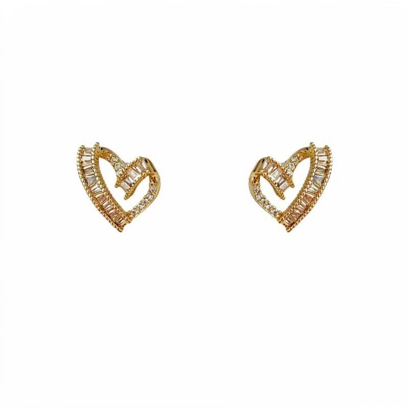 Elegant Zircon Heart Stud Earrings for Women - Silver Needle, Sweet Temperament, Fashionable High-End Accessories