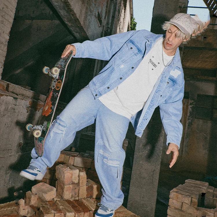 Li Ning X Pleasures Collaboration Skateboard Series Loose Wash Distressed Denim Jacket Men Jacket Light-Blue AJDT751-2