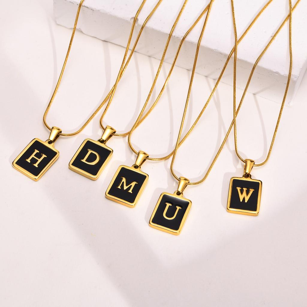 Charms Letter Initial Pendant Necklace Women , Stainless Steel Square And Round Alphabet Collar Jewelry Chrismas Gift
