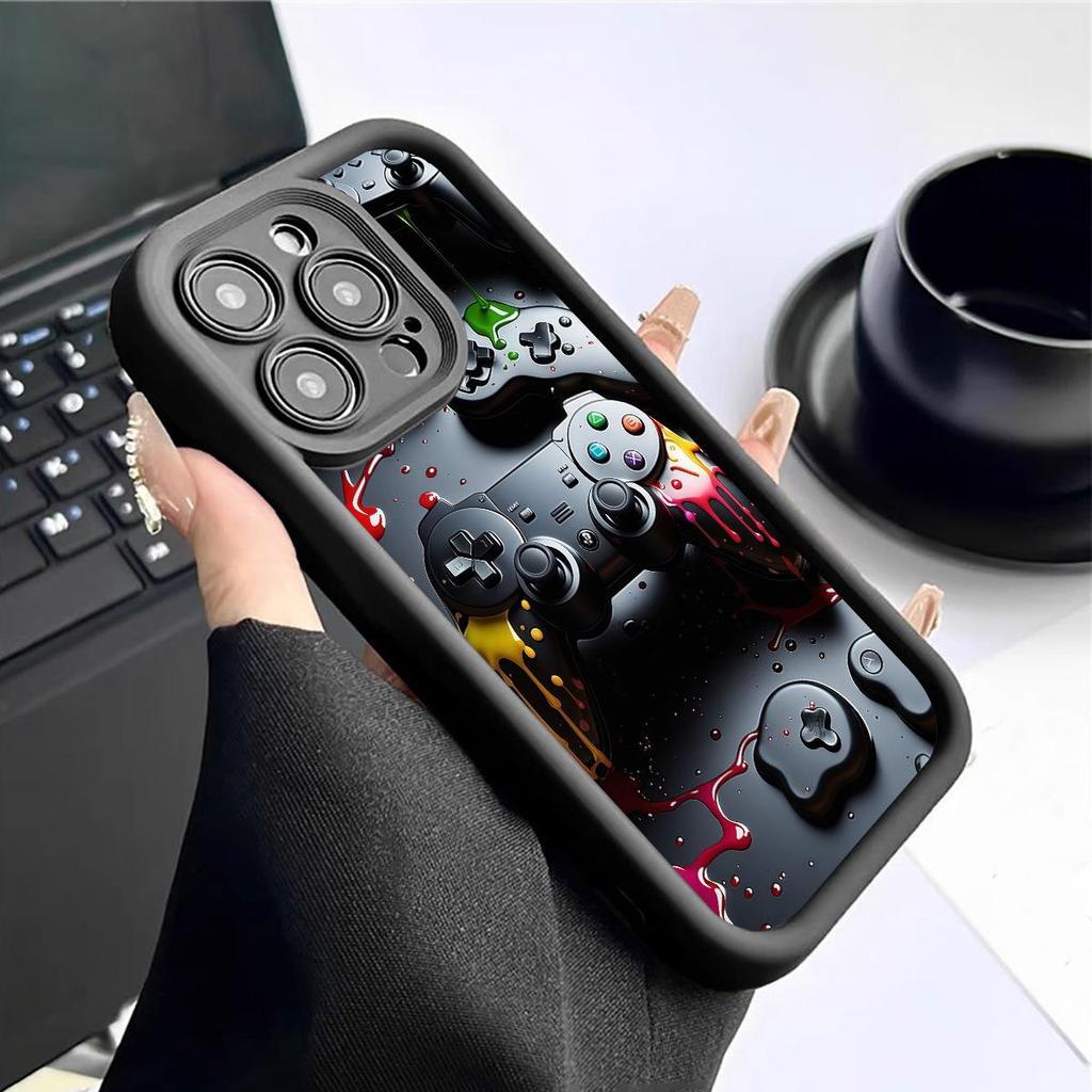 New Groove Gaming Console Pattern Black Phone Case for iPhone 14/15/16/17 Pro Max