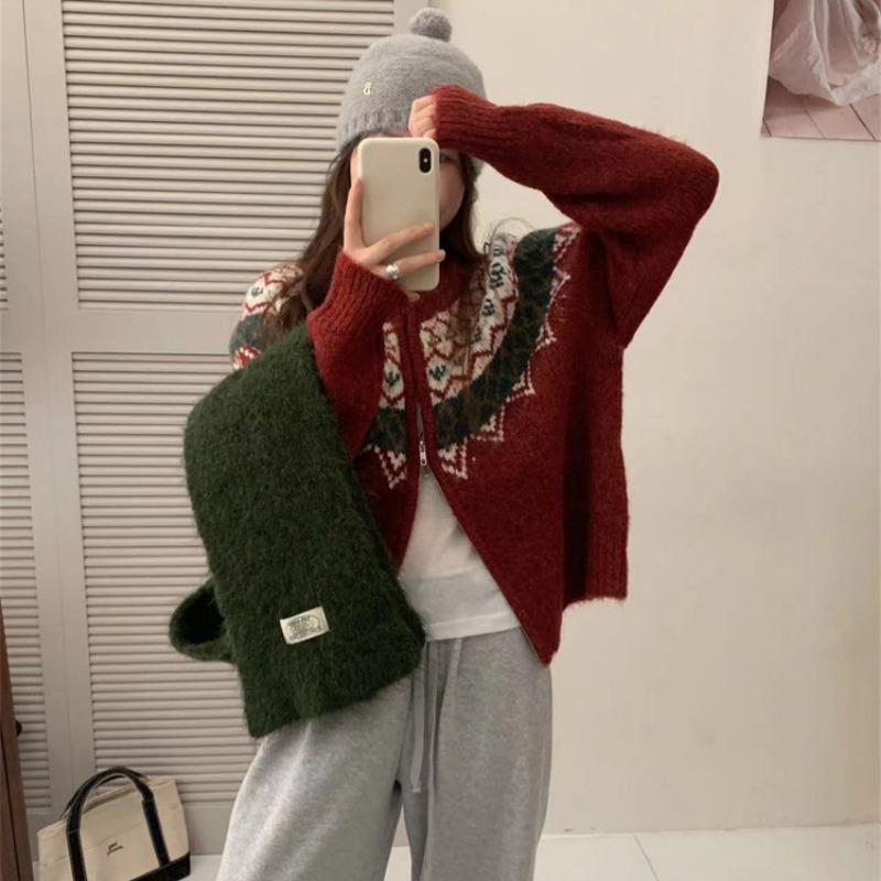 Premium Retro Heavy Industry Fair Island Crew Neck Jacquard Zipper Knitted Cardigan Women's Soft Waxy Thickened Sweater Jacket Winter