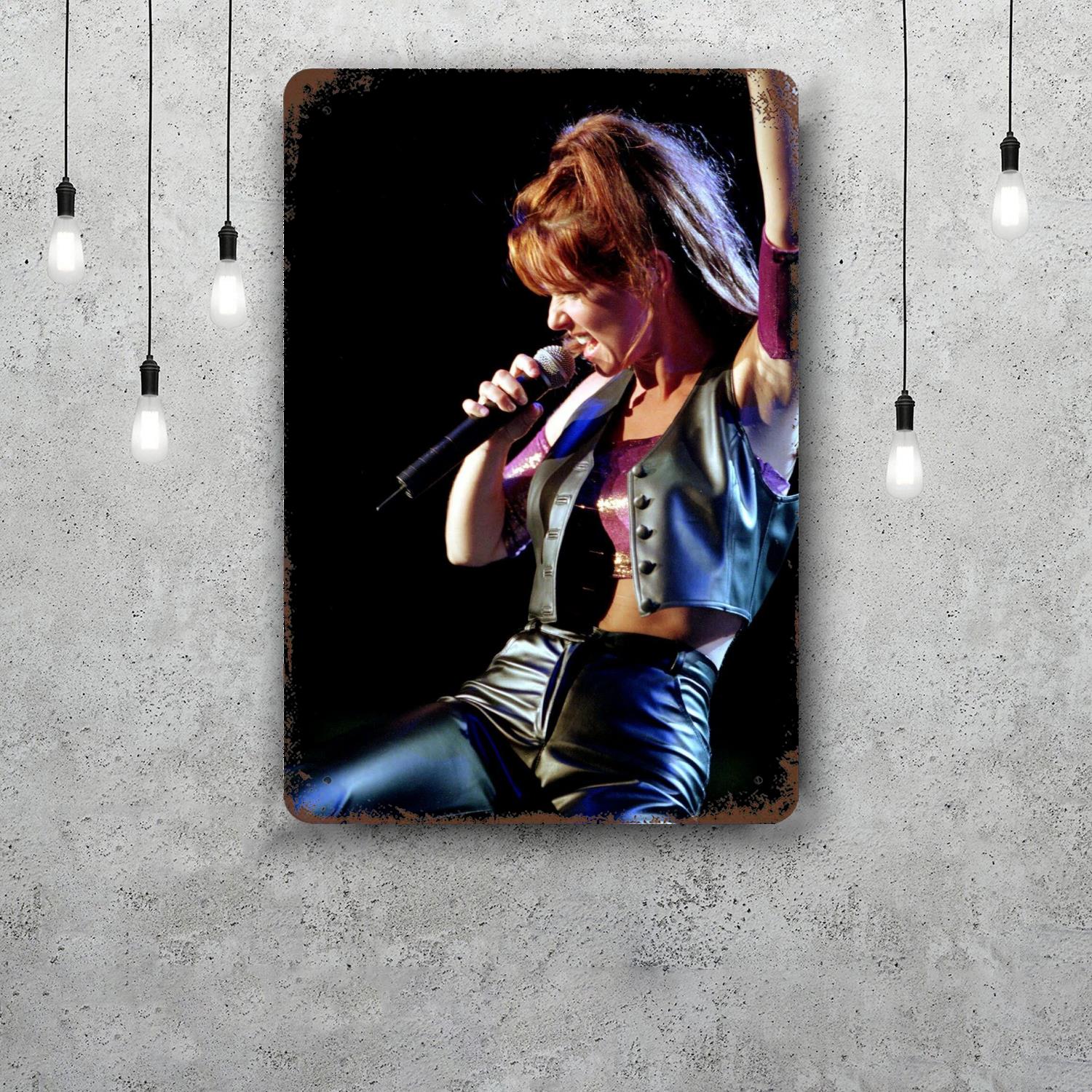 

shania twain Vintage Tin Sign Home Decor Wall Decor Art Wall Mural Room Decoration Decor Retro Metal Sign Plate Bar Posters 20x30cm（7.8x11.8inch）
