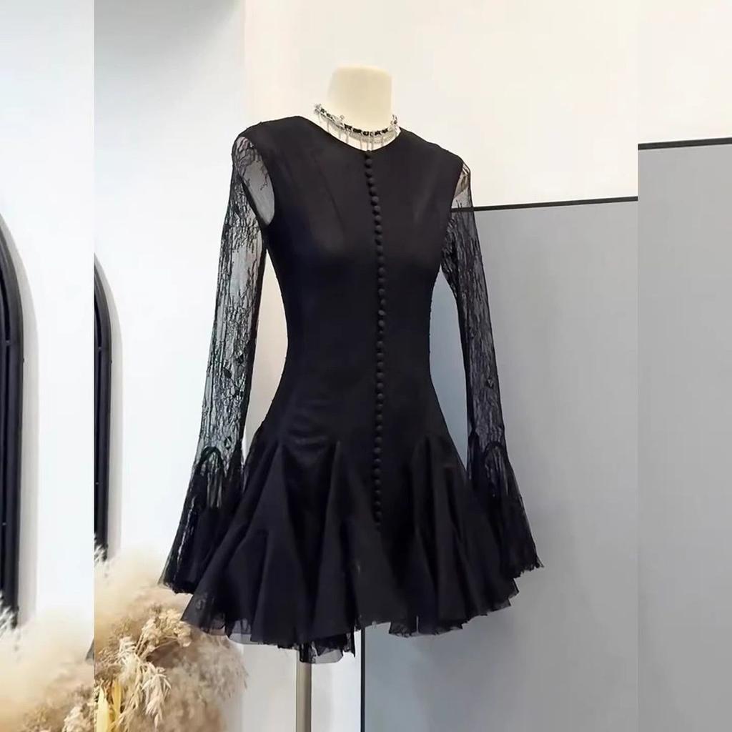 French Temperament Daughter Style Splicing Lace Button Design Long Sleeve Dress Women's Spring New Short Skirt Tide