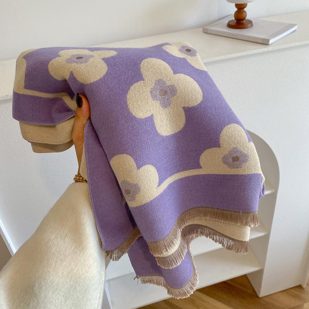 Elegant Jacquard Scarf for Women - Soft Imitation Fleece, Warm Fringe Shawl , Lightweight Autumn Winter Blanket Wrap for Casual Outings