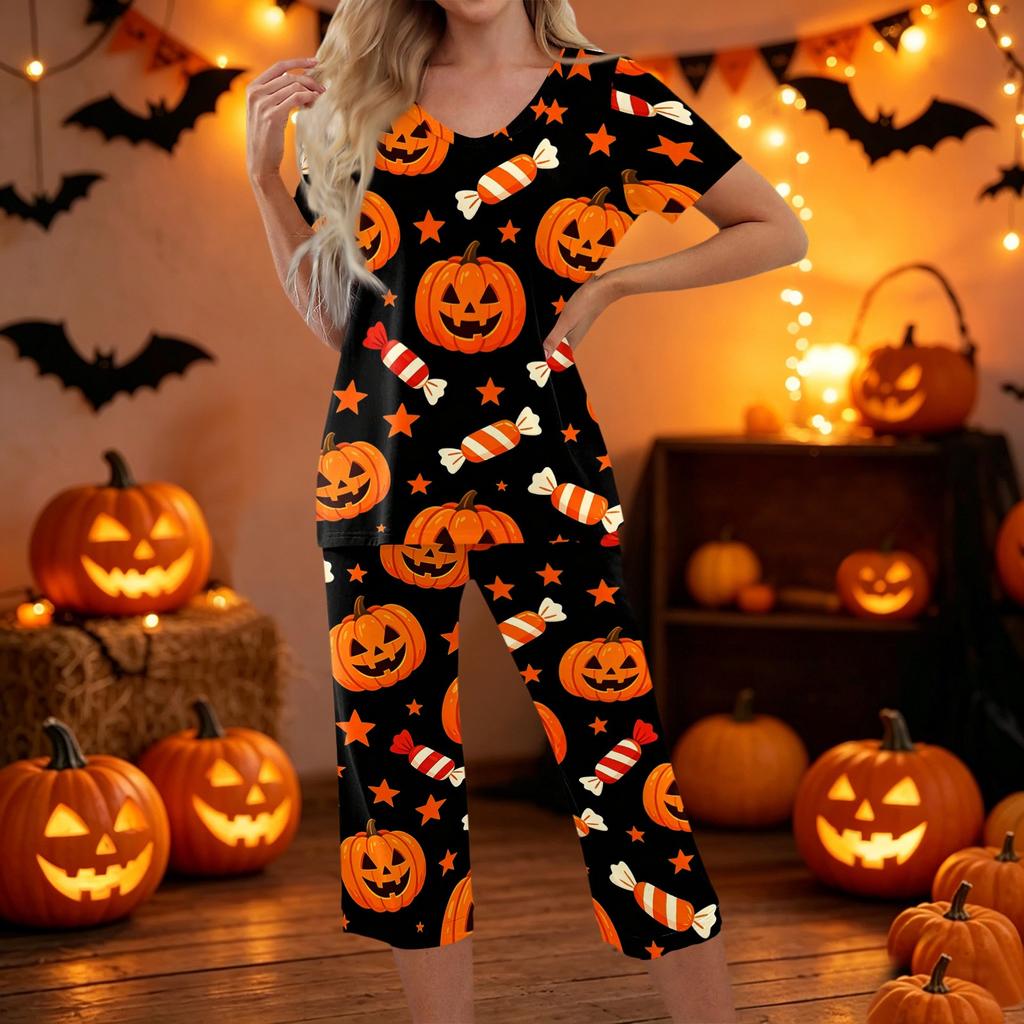 Women's Two Piece Halloween Print Lounge Set Short Sleeve Top with Crew Neck and Capri Pants Casual Pajama Set Soft Fabric