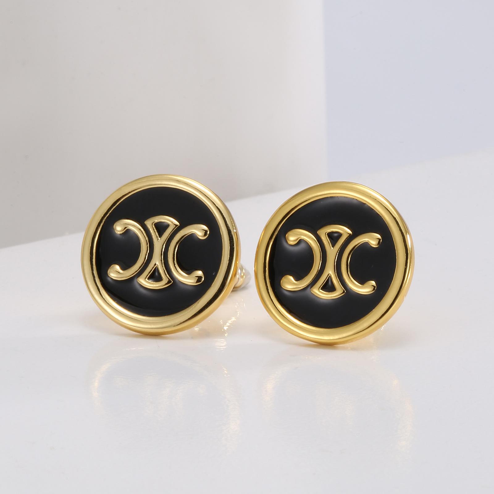 

Ретро холодный костюм женский нишевый дизайн изысканные бриллиантовые серьги элегантная женская мода универсальный жемчуг новый