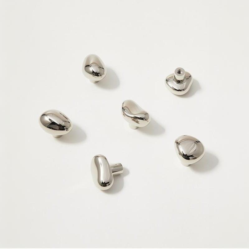Kitchen Cupboard Handle Middle Ancient Pebble Style Creative Brass Cabinet Pull for Wardrobe Drawer Home Furniture Upgrade