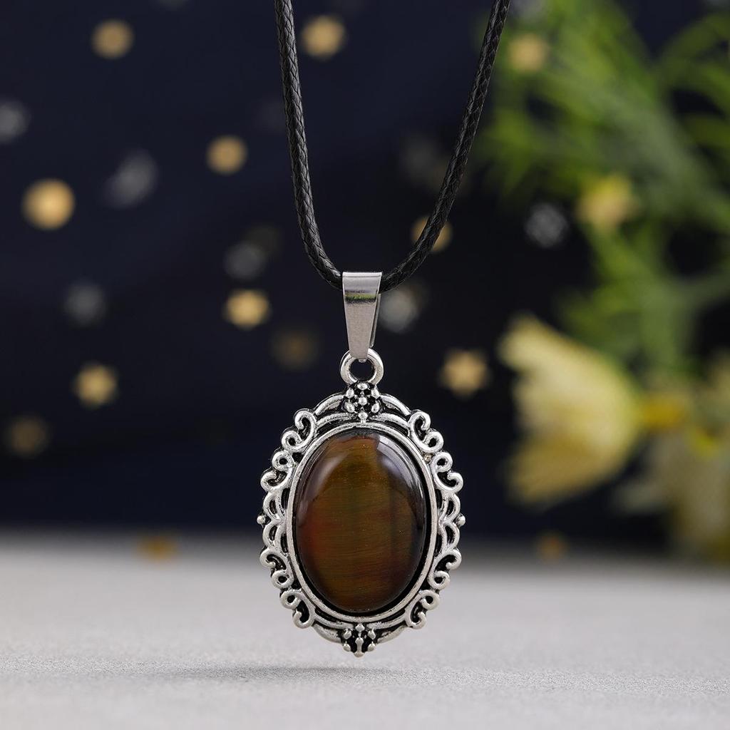 Bohemian Ethnischer Amethyst und Rosenquarz Ovaler Spitzenanhänger
