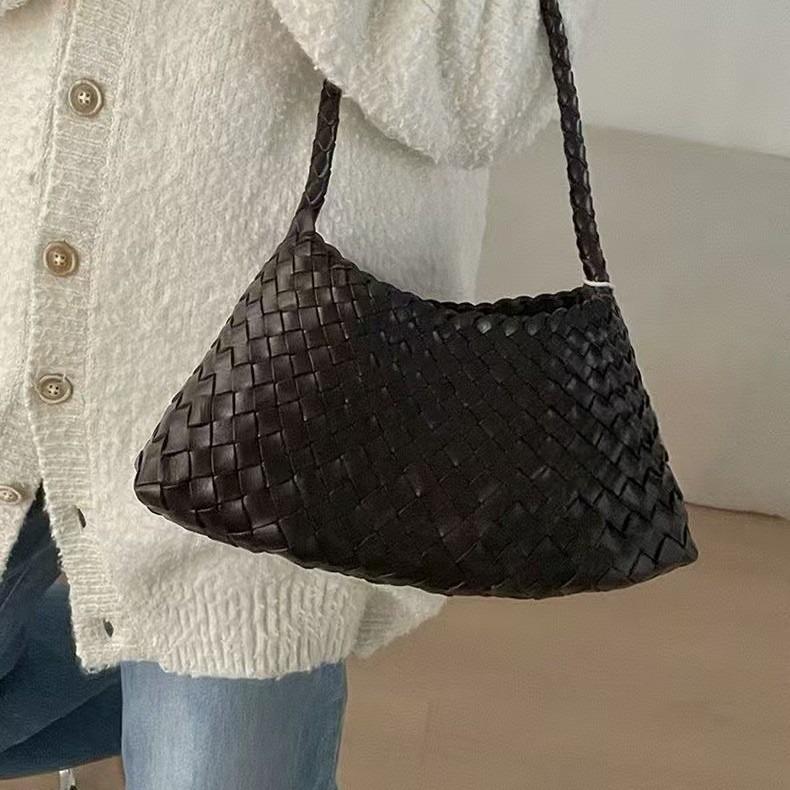 2025 Summer New Niche Design Woven Bag Large Capacity French Sailboat Bag Lazy Vacation Shoulder Underarm Bag