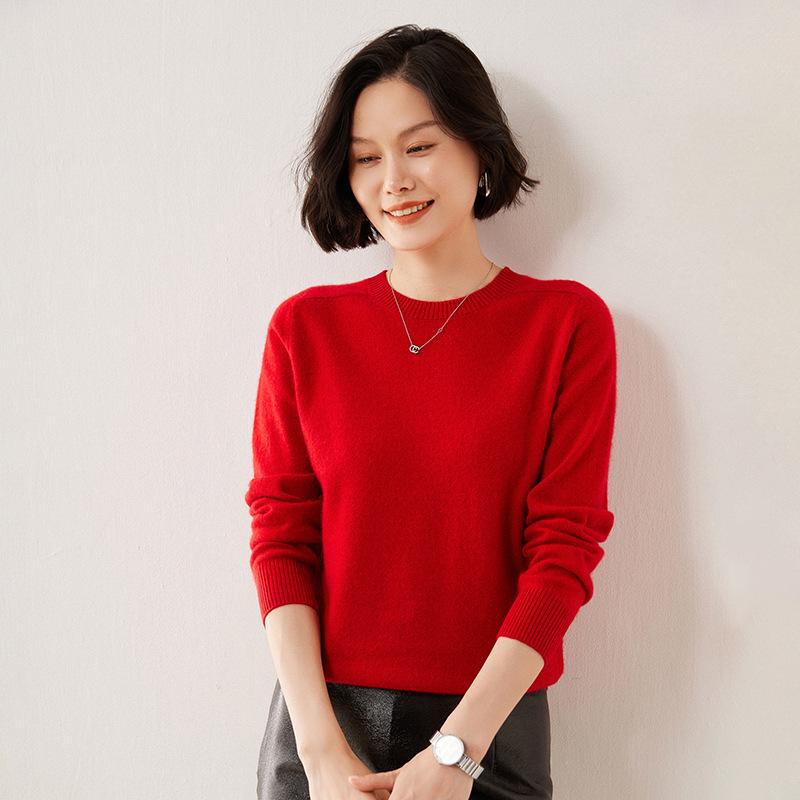 Women's Classic Round Neck Cashmere Blend Sweater - Solid Color, Loose Fit, Soft, Skin-Friendly, and Versatile.