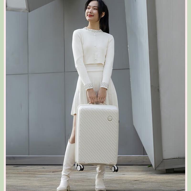 Чемодан на колесах Diplomat Candy Series с жестким корпусом 20 inch