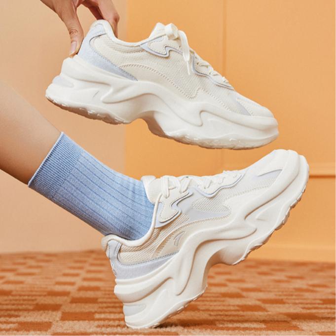 Anta Comfortable Breathable Non-Slip Durable Low-Top Casual Shoes Women Sneakers White Gray 122438889-4