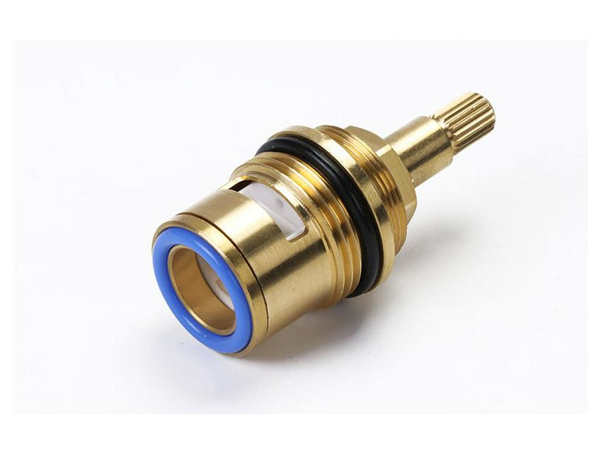 G3/4" Großvolumiger Heiß-/Kaltwasser-Kupferventileinsatz mit Keramikscheibe