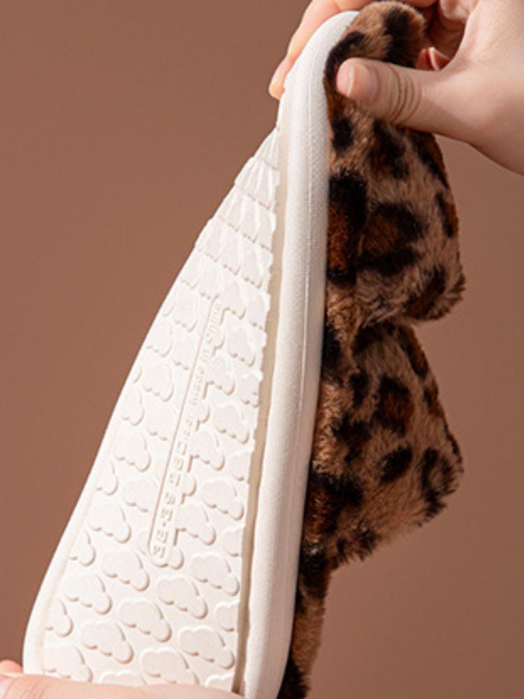 Leopard Print Cotton Slippers with Parallel Bars and Plush Slippers for Home Use, Cotton Slippers for Indoor Use, and Plush Slippers for Indoor Use