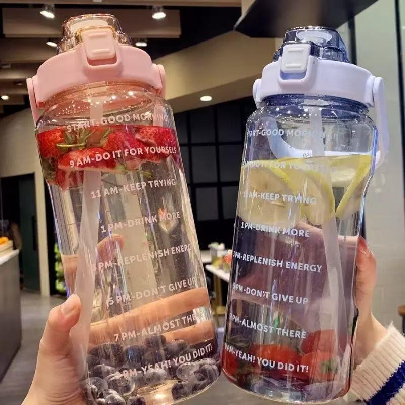 1 Large Capacity 2000ml Water Cup Straw Cup Sports with Scale Portable Simple Leak Proof and Drop Resistant Water Cup