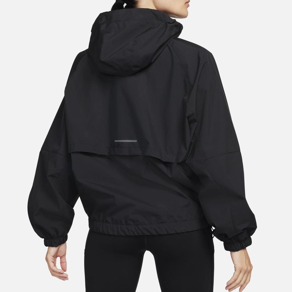 Nike Dámská běžecká bunda Storm-FIT Swift Černá FB7493-010