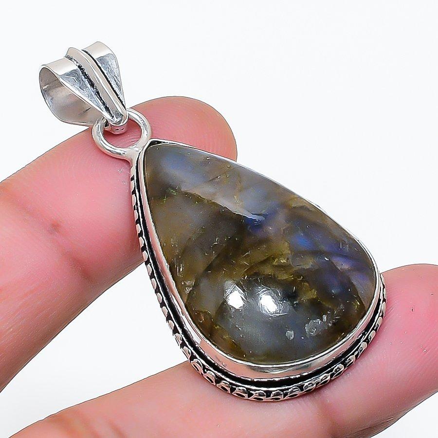 Natural Labradorite Gemstone Handmade 925 Sterling Silver Pendant 1.85" AP-14809