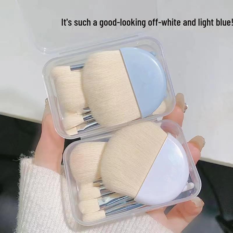 Portable 6-Piece Travel Makeup Brush Set for Beginners - Includes Mini Powder, Contour, Concealer, and Stippling Brushes