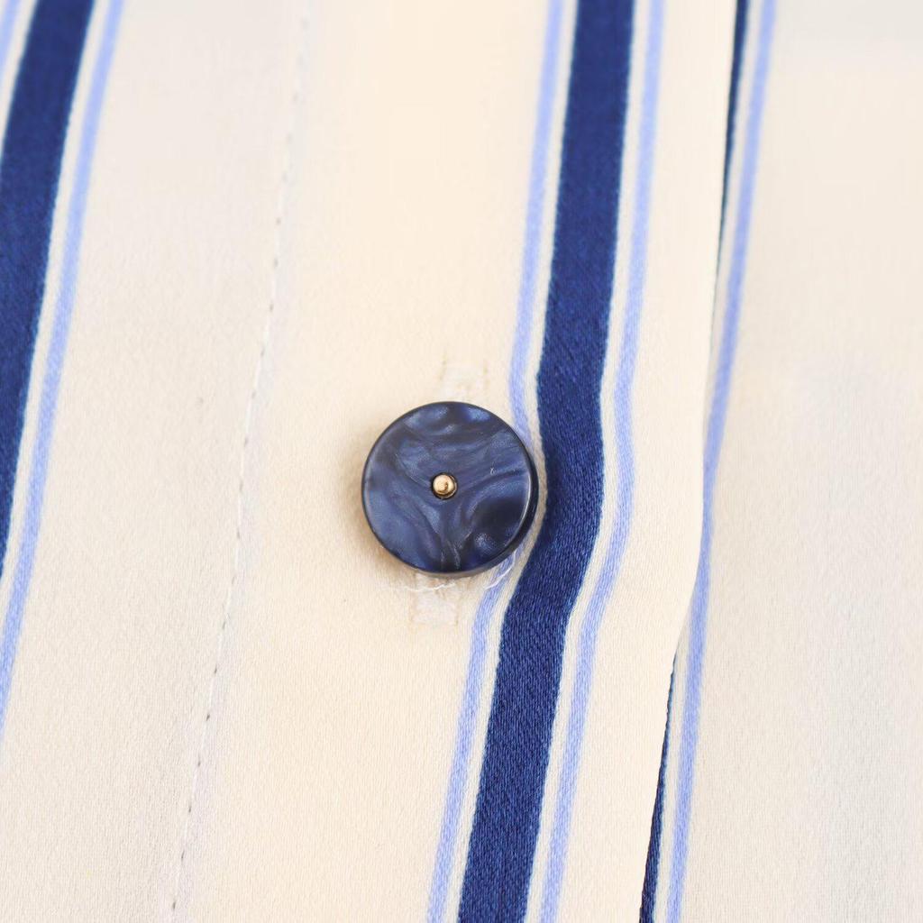 2025 Spring Women's Versatile Striped Wide-Sleeve Shirt with Turn-Down Collar