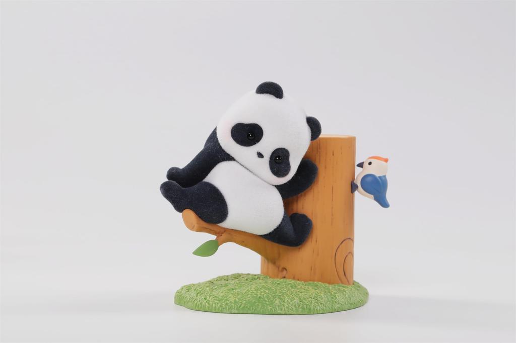 52TOYS BLINDBOX PANDA ROLL Tree Climbing Series 8-Piece Box