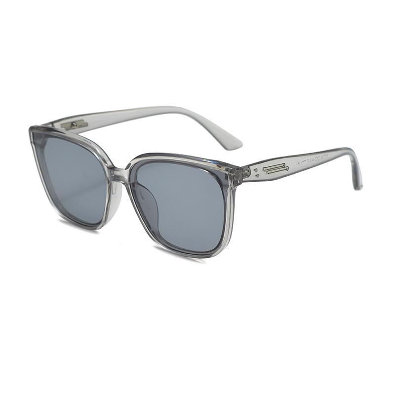 

2025 Новые солнцезащитные очки с защитой от ультрафиолета в ретро-форме, с маленьким лицом, мужские и женские солнцезащитные очки в одном стиле 7761 серый