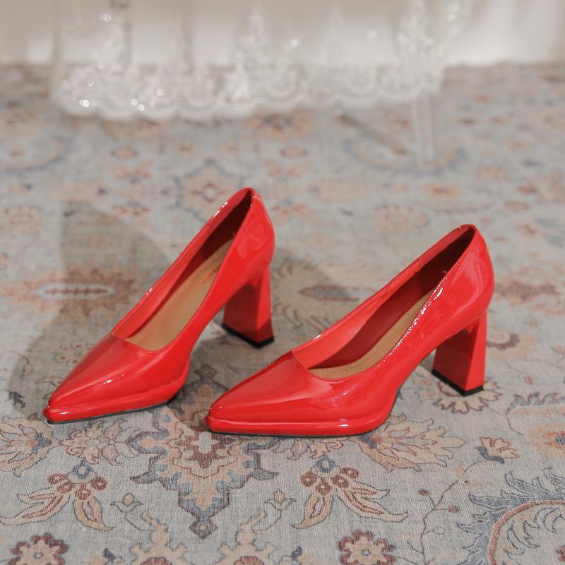 A596-2 burgundy waterproof table high heels spring and summer new French fashionable professional thick heel sexy temperament single shoes