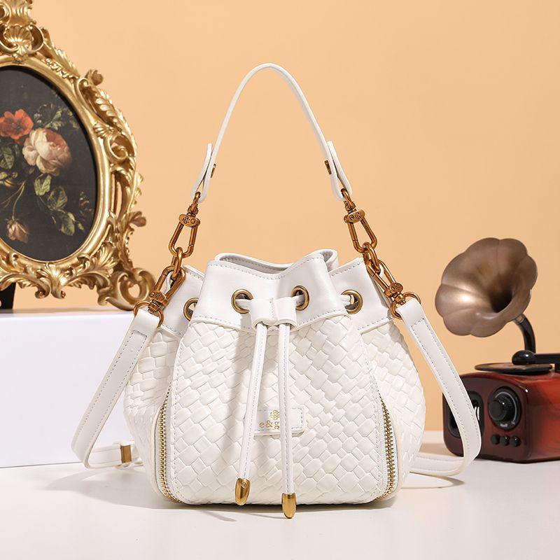

San Milo Special-Interest Design Bag Women 2025 New Arrival Fashion Best-Seller Work Clothing Fancy Woven Bucket Bag Beige White