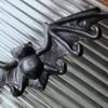 Vintage litinový držák na klíče Odolný proti korozi Nástěnný držák na klíče Netopýří háčky na klíče Dekorace předsíně
