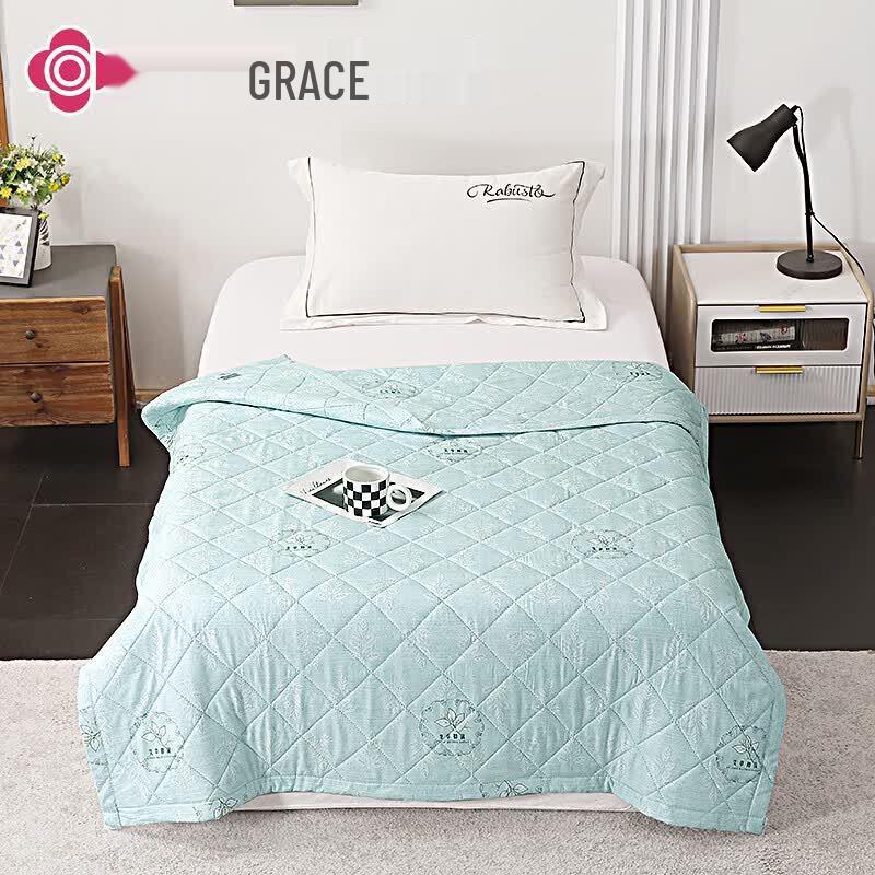 Grace Artemisia Antibacterial Soft All-Season Quilt