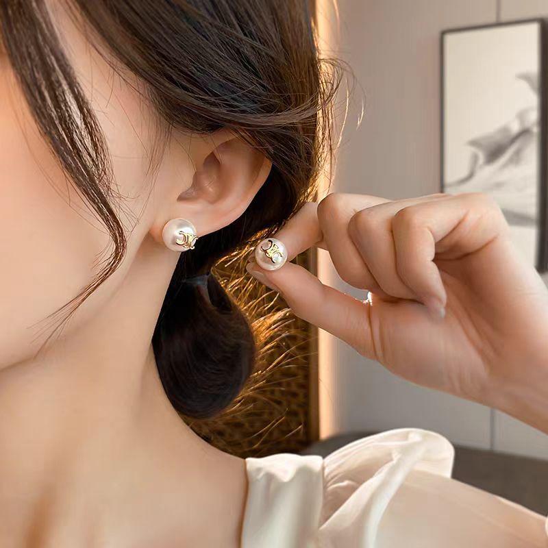 Arc de Triomphe Perlenohrstecker - Einzigartiges Französisches Luxusdesign