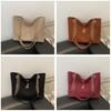 Pu Leather Retro Commuter Shoulder Bag For Daily Use With Magnetic Closure