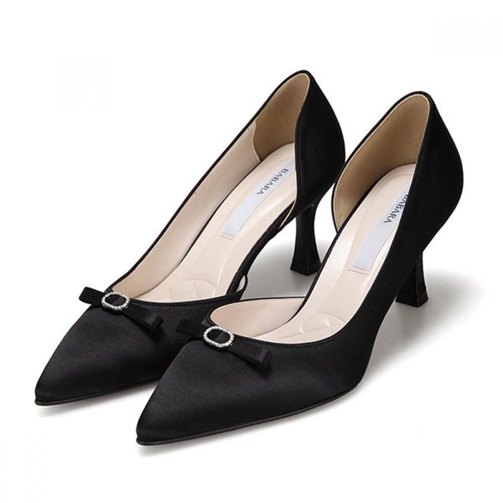 

Barbara Satin Inside Open 7cm Pump Bbh201bk 250mm