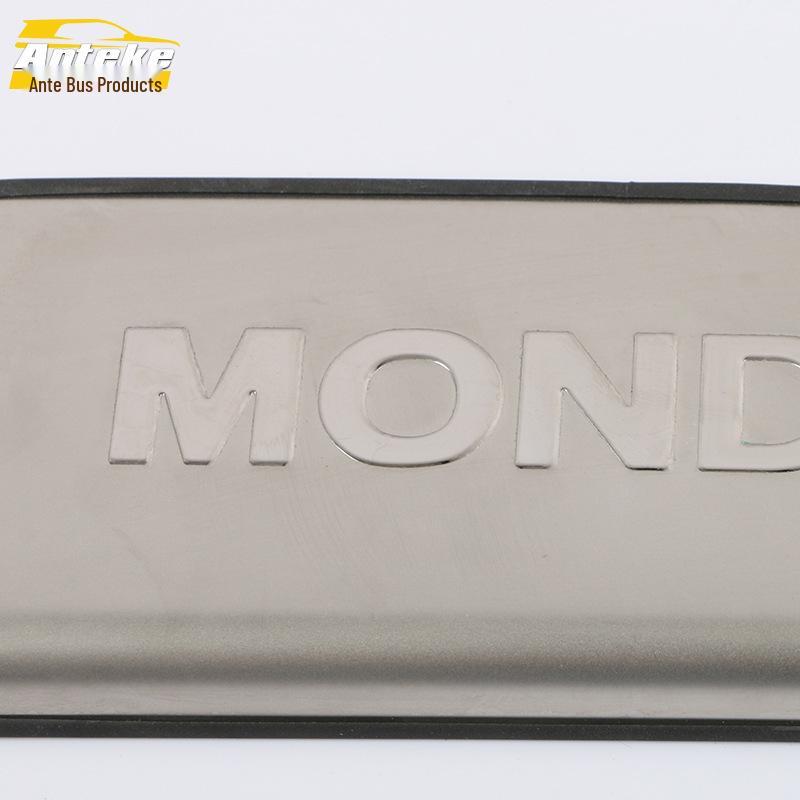 Fit for 13 Mondeo Models: Sill Strip, Bumper Trim, Trunk Pedal Bright Strip Modification Accessories
