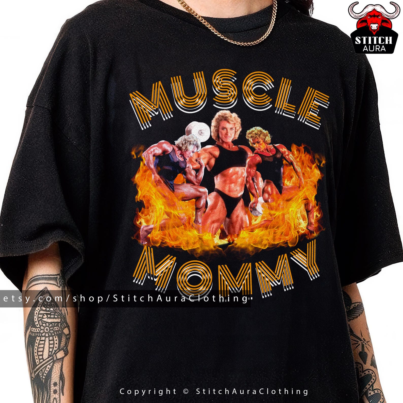 Muscle Mommy Gym T-Shirt,Oversized Fitness TShirt for Women,Retro Muscle Mommy Gym Shirt,Gym Mommy Tee,Bodybuilder and Weightlifting Gift L