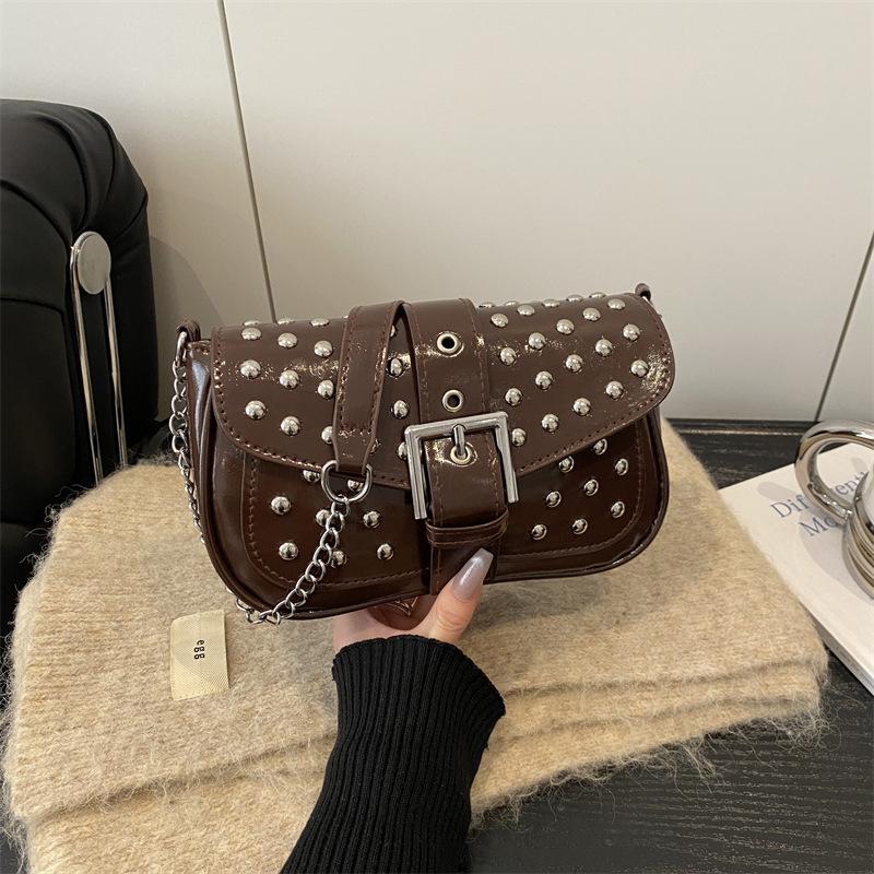 Yogodlns New Trend Fashion Spice Girl Rivet Personality Advanced Design Locomotive Shoulder Bag Punk Style Underarm Hobo Bag