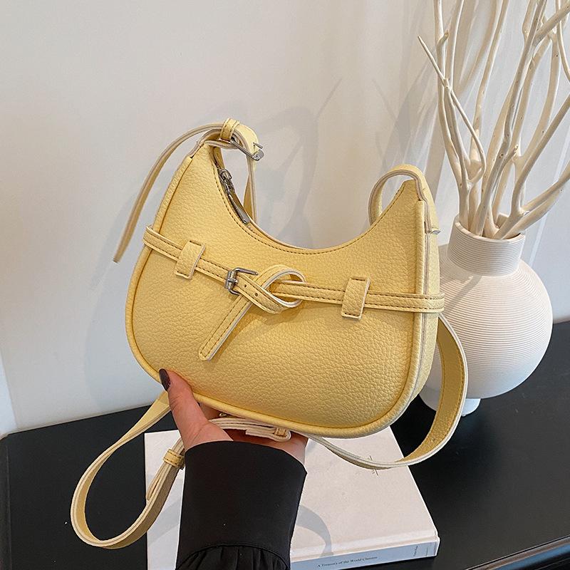 

Популярные сумки женская новая мода нишевая сумка на одно плечо под мышку высококлассная сумка-пельмень мессенджер жёлтый