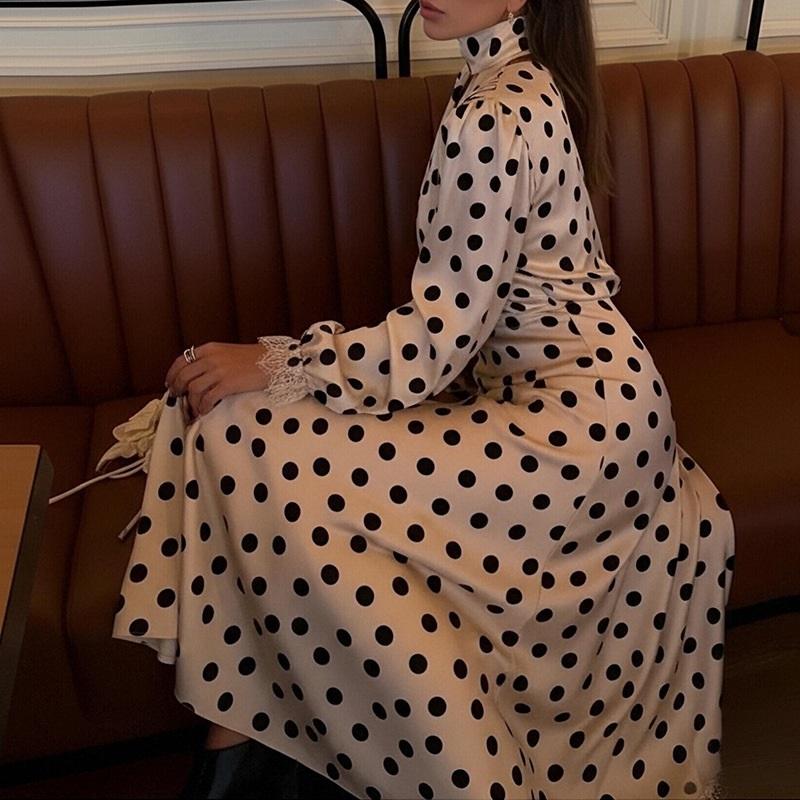 Abito Maxi Floreale Estivo da Donna con Spalline Sottili Scollo a U Senza Maniche Lungo Vita Stretta Abito da Festa Elegante Casual Outfit per le Vacanze