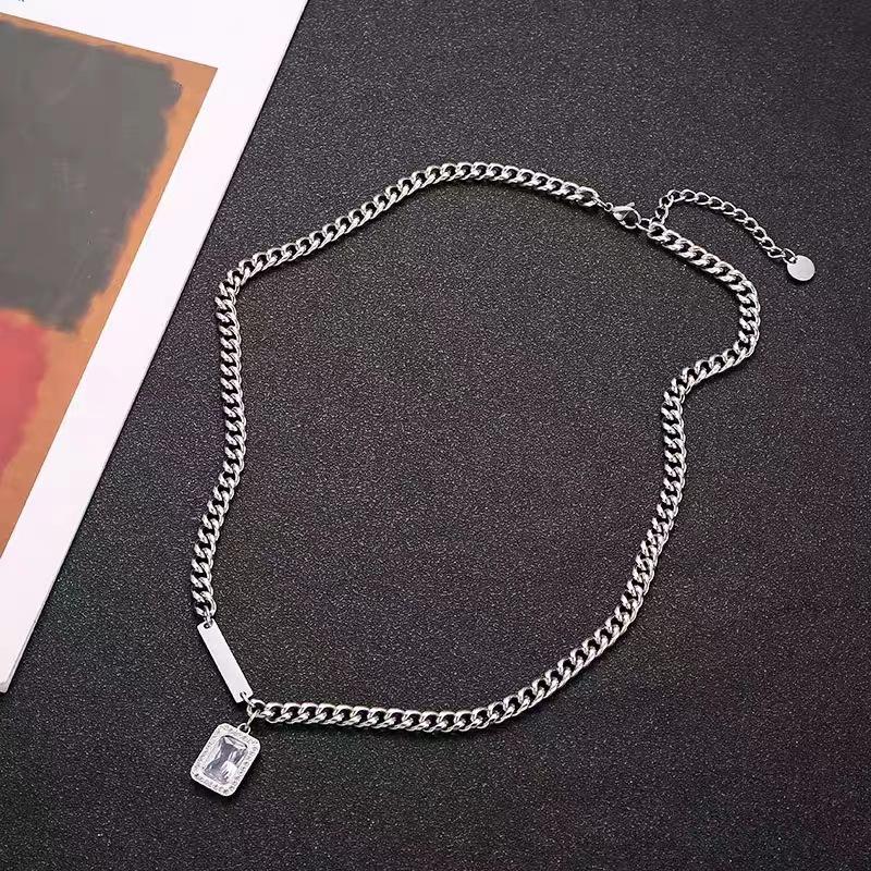 Titanium steel necklace men's trendy Cuban chain men's pendant niche chain girls sweater chain jewelry women