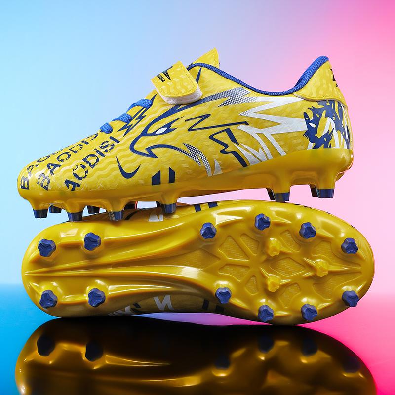 New Men Kids Non-Slip Football Boots Ultralight Soccer Shoes Cleats Match Grass Boys Professional Training Shoes Drop Shipping