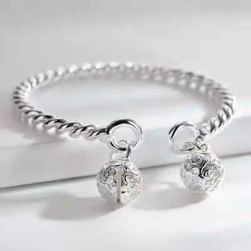 

Double Palace Bell Charm Bracelet - Click Once, It Rings Melodiously. This Ancient-style Versatile Bracelet Is Perfect for All Occasions.